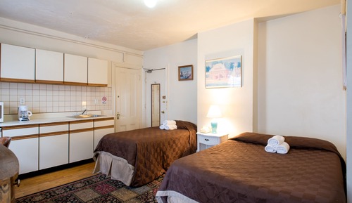 Triple Room (Shared Bath)