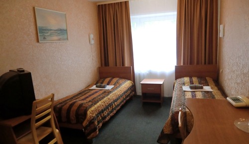 Twin Room, Shared Bathroom