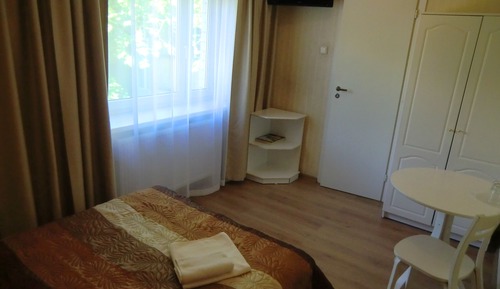 Single Room, Shared Bathroom