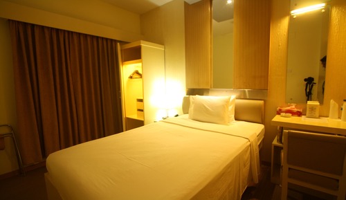 Premier Room