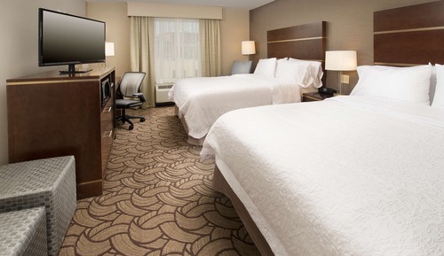 Room, 2 Queen Beds, Accessible, Non Smoking
