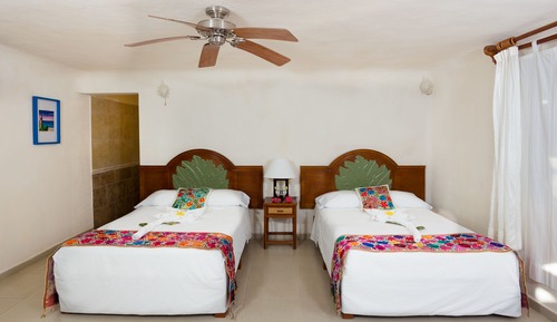 Room, 2 Queen Beds, Garden View (with shared terrace)