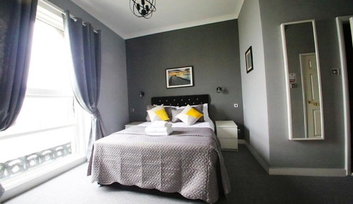 Standard Double Room, Ensuite