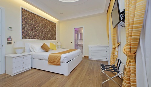 Classic Triple Room