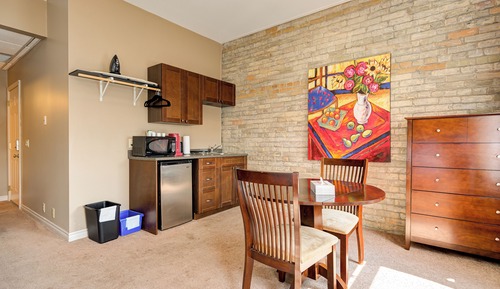 Premium Suite