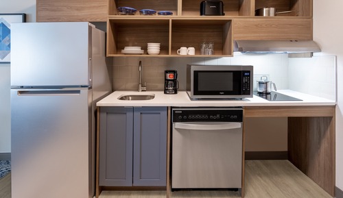 Studio Suite, 2 Queen Beds, Accessible (Mobility)