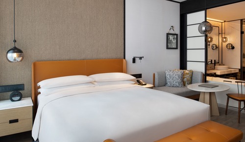 Deluxe Room, 1 King Bed