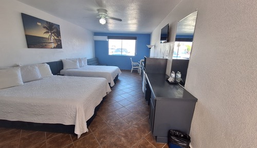 Deluxe Studio Suite, 2 Queen Beds