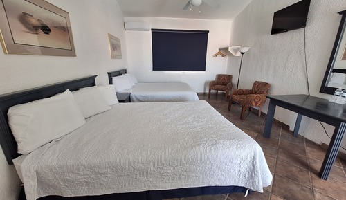 Standard Double Room, 2 Queen Beds