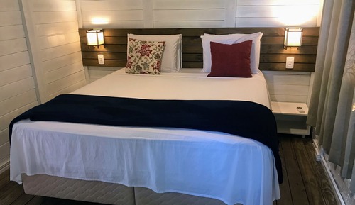 Luxury Suite