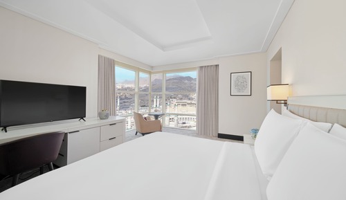 Superior Suite Kaaba View