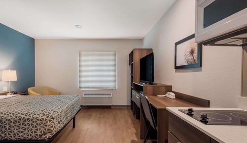 Suite, 1 Queen Bed, Non Smoking