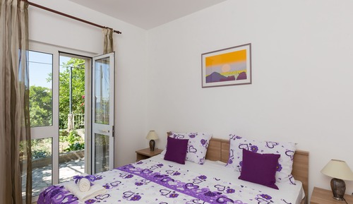 Apartment (One Bedroom Apartment with Terrace an)