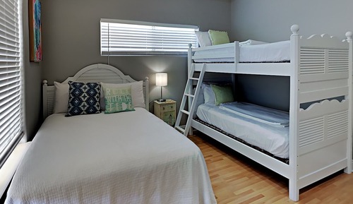Condo, Multiple Beds, Balcony