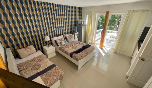 Deluxe Apartment, Multiple Beds, Pool View