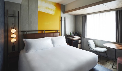 Standard Room, 1 King Bed