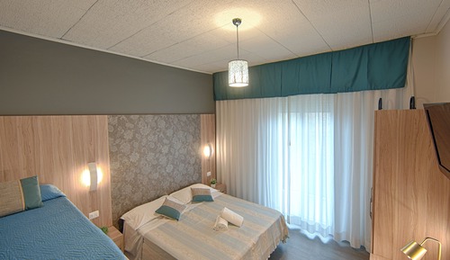 Deluxe Quadruple Room, Courtyard View
