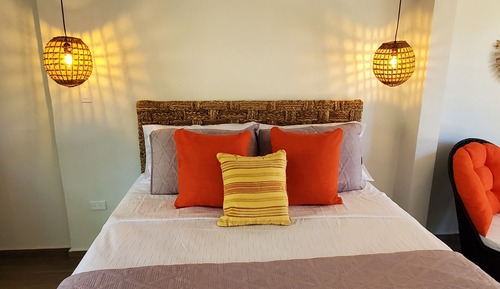 Elite Room, 1 Queen Bed, Garden View