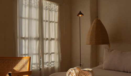 Design Suite, 1 King Bed, Pool Access