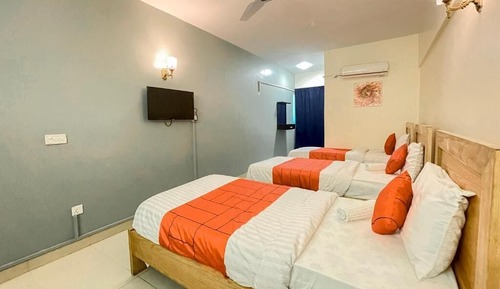 Deluxe Triple Room