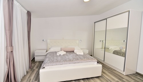 Basic Villa