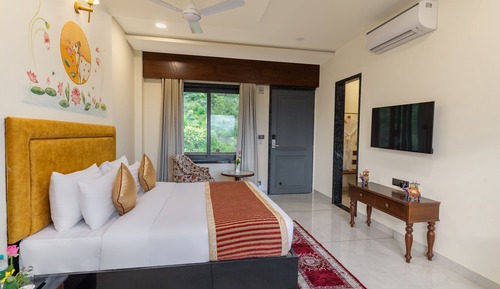 Mountain View Room