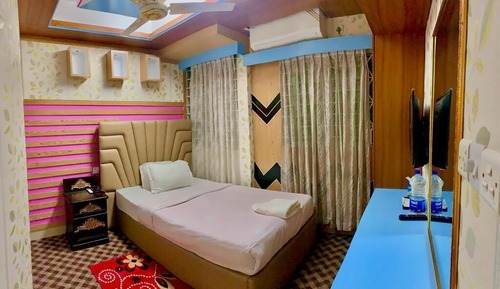 Deluxe Single Room