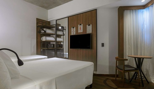Standard Room, Multiple Beds, Sea View
