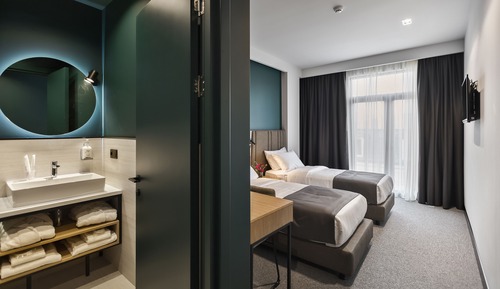 Standard Twin Room