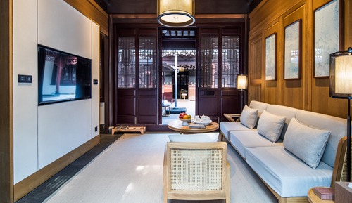 Family Room, 2 Bedrooms