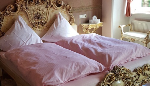 Basic Double Room
