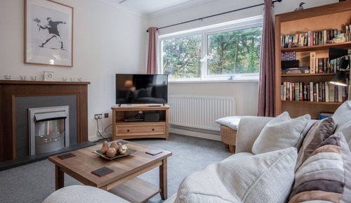 Apartment (2 Bedrooms)
