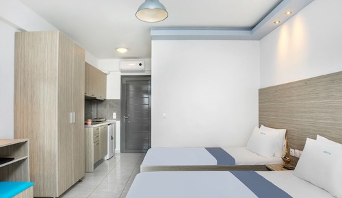 Standard Triple Room, Garden View