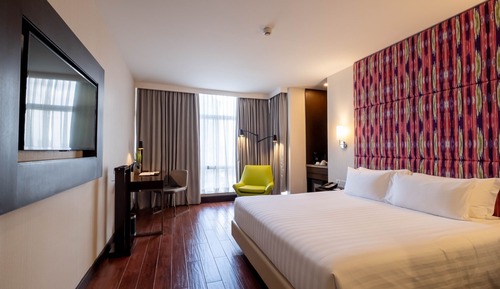 Deluxe Room, 1 King Bed