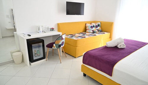 Signature Triple Room