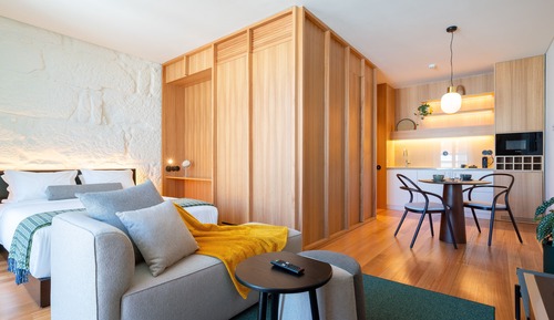 Luxury Studio, Kitchenette, Courtyard View
