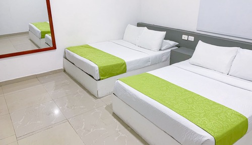 Standard Quadruple Room
