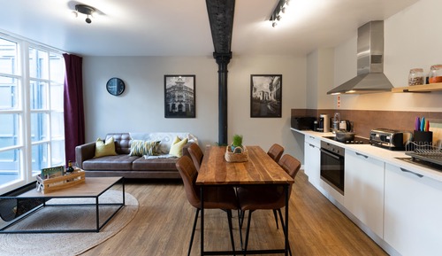 Charming & Comfy Apartment
