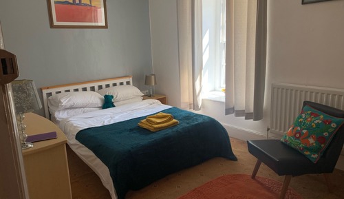 Classic Single Room, Shared Bathroom