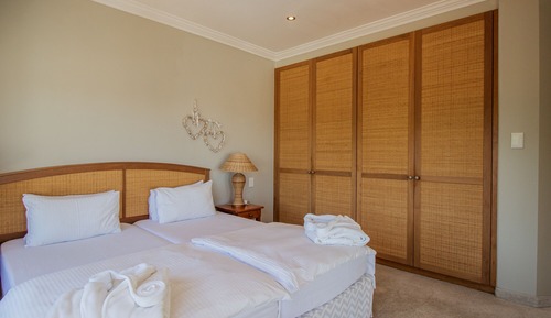 House (3 Bedrooms)