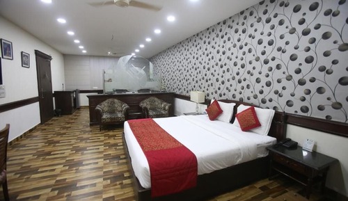 Royal Room