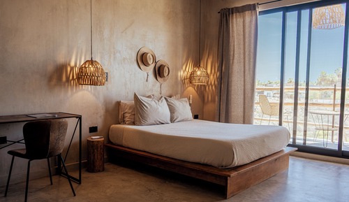 Deluxe Room, 1 Queen Bed, Garden View