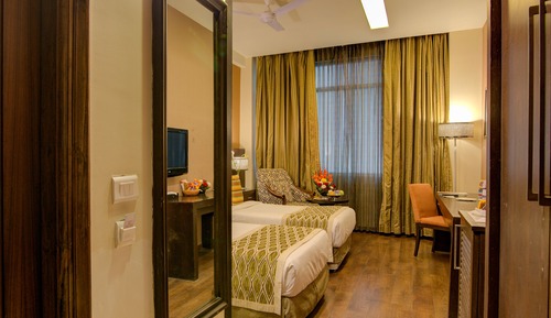 Twin Queen Room
