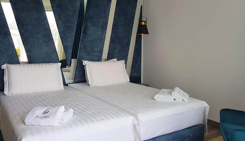 Deluxe Double or Twin Room with Sea View