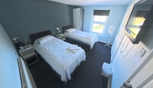 Basic Twin Room