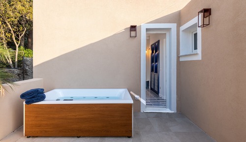 Executive Studio Suite, Terrace, Partial Sea View