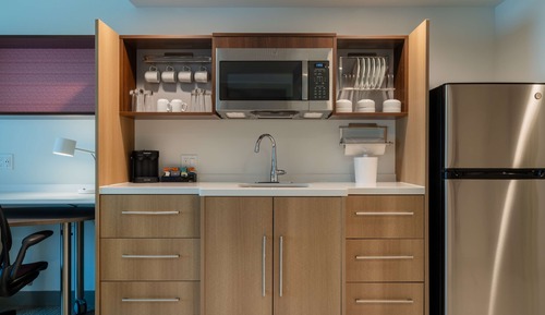 Suite, 1 King Bed, Accessible (Hearing)