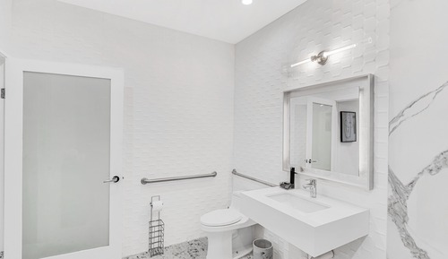 Ocean Pearl Suite