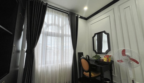 Superior Room, 1 King Bed, City View