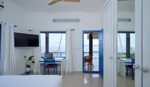 Quadruple Room, 4 Bedrooms, Non Smoking, Lake View